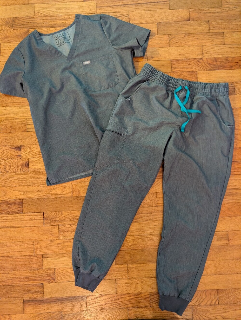 Figs Scrub Set Women's Large Grey